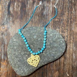 101. Avon New Preppy Vintage Adorable Heart w/Floral Accent Turquoise Necklace